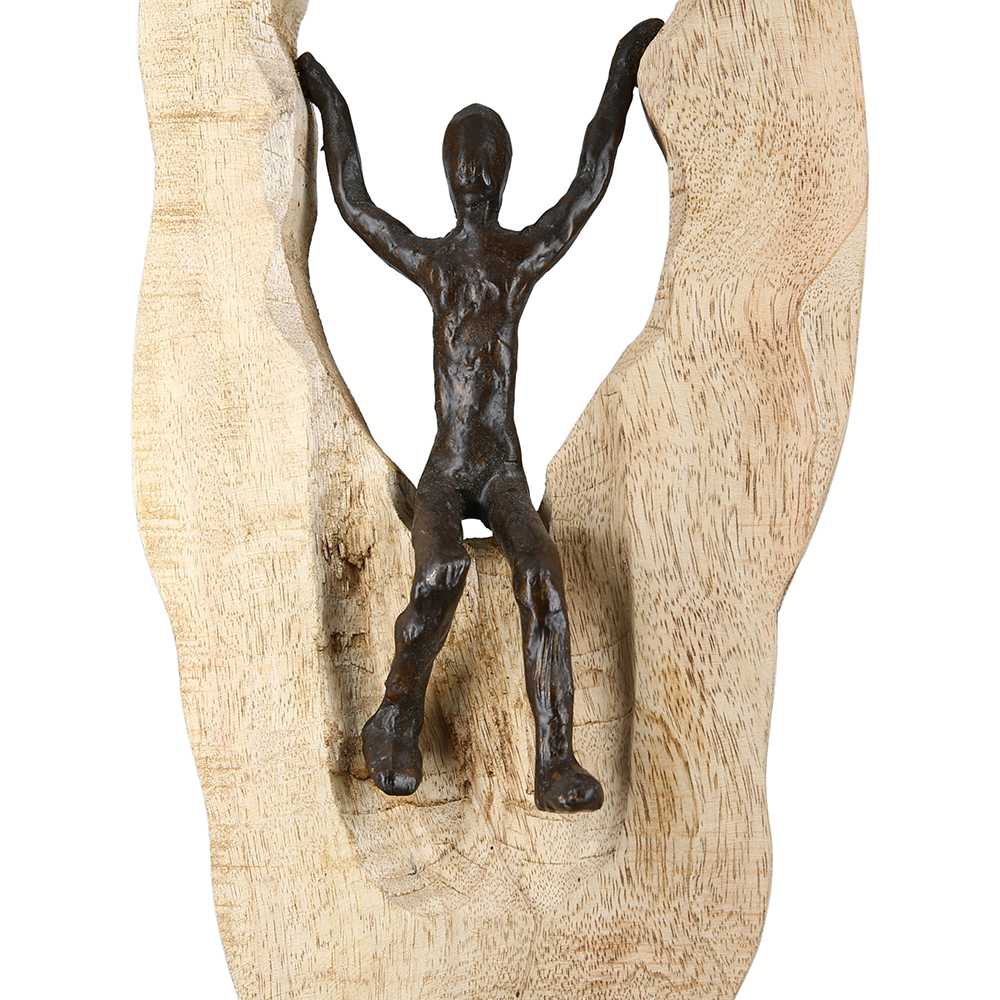 Skulptur „Cliffdiver“ aus naturbelassenem Mangoholz, handgefertigt    