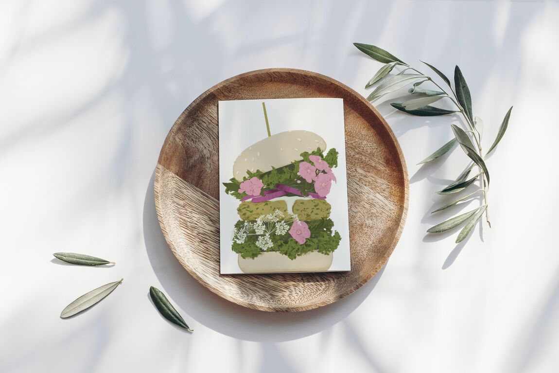 Postkarte Burger mit Blumen